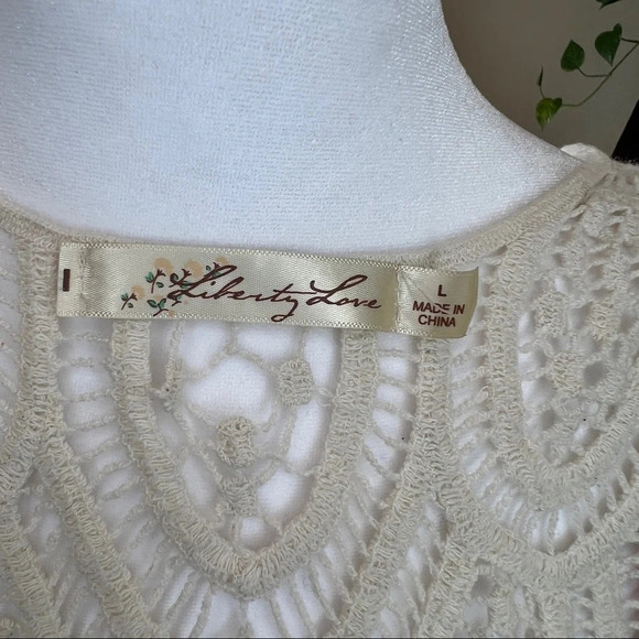 Liberty Love Pink Floral Kimono, Large - Picture 8 of 11